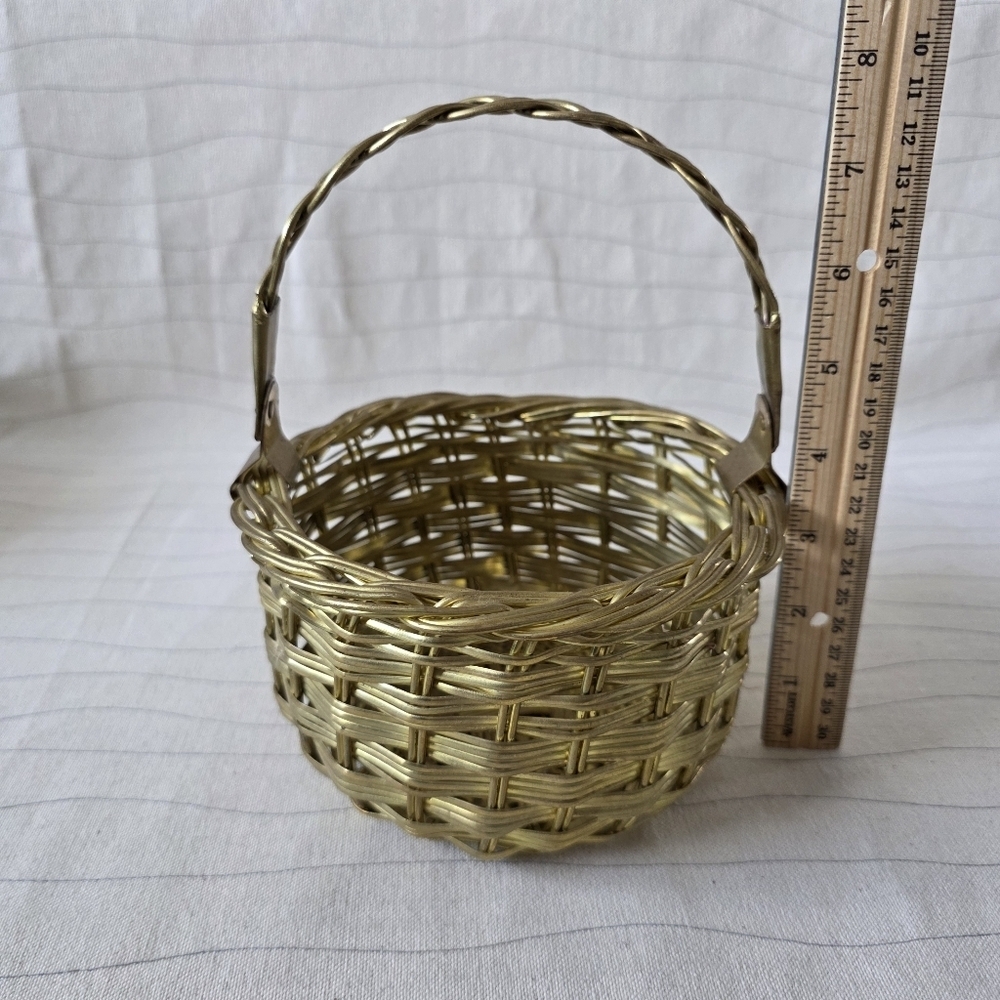 Vintage Brass Woven Metal Basket Decor Metal Moveable Handle 7.5x6.5x6.5" Heavy - Picture 5 of 7